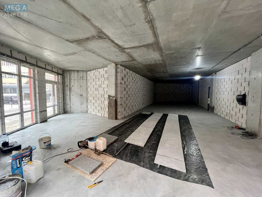 Продаж комерційної нерухомості, 121,60&nbsp;кв.м, под магазин, <a class="location-link" href="/kiev/" title="Недвижимость Київ">Київ</a>, <a class="location-link" href="/kiev/podolskij/" title="Недвижимость Подільський район">Подільський р-н</a>, Глубочицкая ул., 17 (изображение 4)