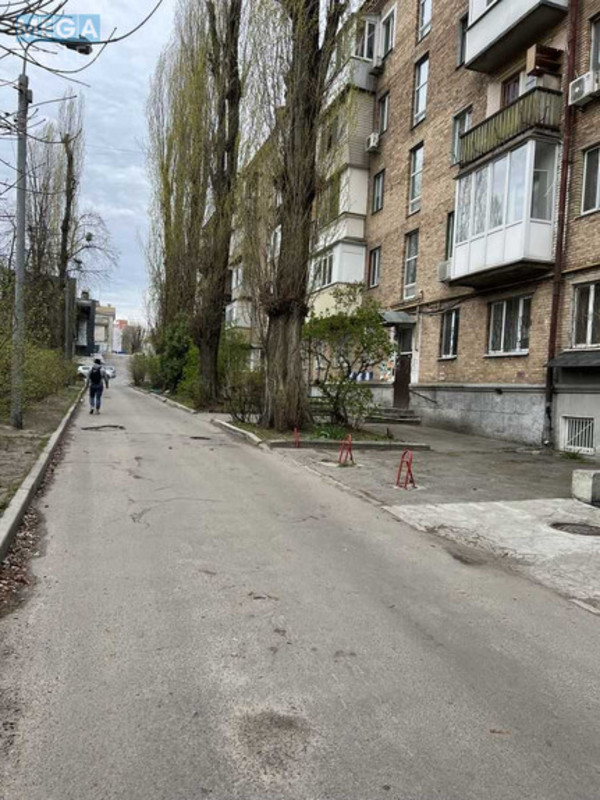 Оренда 2 кімнатної квартири, <a class="location-link" href="/kiev/" title="Недвижимость Київ">Київ</a>, <a class="location-link" href="/kiev/solomenskij/" title="Недвижимость Солом'янський район">Солом'янський р-н</a>, Машиностроительная ул. (изображение 15)