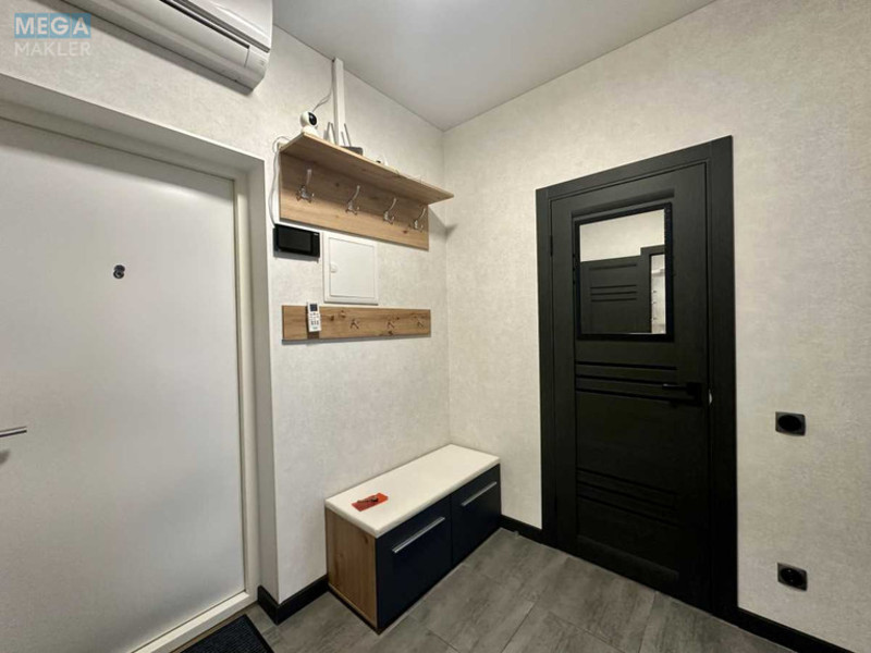 Продаж 1 кімнатної квартири (47/18/13), 4 пов. 9 пов. будинку, <a class="location-link" href="/kiev/" title="Недвижимость Київ">Київ</a>, <a class="location-link" href="/kiev/podolskij/" title="Недвижимость Подільський район">Подільський р-н</a>, Набережно-Рибальська вул., 9 (изображение 12)