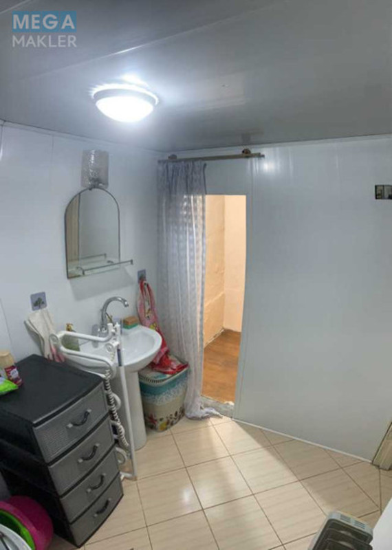 Оренда 2 кімнатної квартири, <a class="location-link" href="/odessa/" title="Недвижимость Одеса">Одеса</a>, <a class="location-link" href="/odessa/primorskij/" title="Недвижимость Приморський район">Приморський р-н</a>, Садовый переулок, 11 (изображение 4)