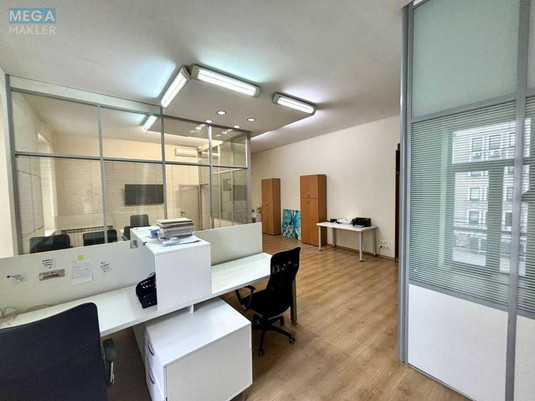 Оренда комерційної нерухомості, 75&nbsp;кв.м, под офис, <a class="location-link" href="/kiev/" title="Недвижимость Київ">Київ</a>, <a class="location-link" href="/kiev/shevchenkovskij/" title="Недвижимость Шевченківський район">Шевченківський р-н</a>, Саксаганського вул., 147 (изображение 2)