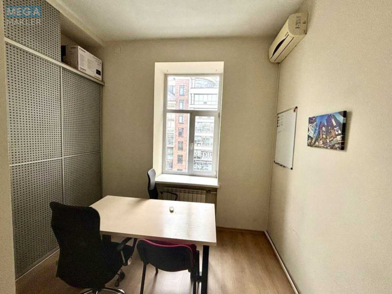 Оренда комерційної нерухомості, 75&nbsp;кв.м, под офис, <a class="location-link" href="/kiev/" title="Недвижимость Київ">Київ</a>, <a class="location-link" href="/kiev/shevchenkovskij/" title="Недвижимость Шевченківський район">Шевченківський р-н</a>, Саксаганського вул., 147 (изображение 4)