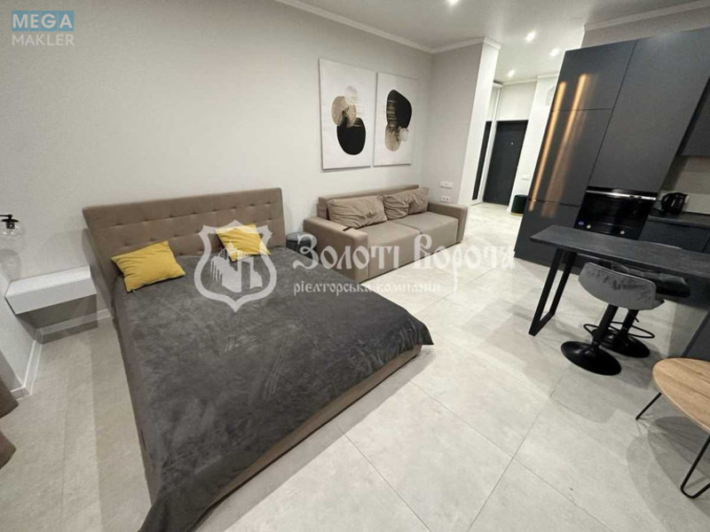 Продаж 1 кімнатної квартири (39/15/15), 8 пов. 32 пов. будинку, <a class="location-link" href="/kiev/" title="Недвижимость Київ">Київ</a>, <a class="location-link" href="/kiev/pecherskij/" title="Недвижимость Печерський район">Печерський р-н</a>, Андрія Верхогляда вул., 14а (изображение 2)