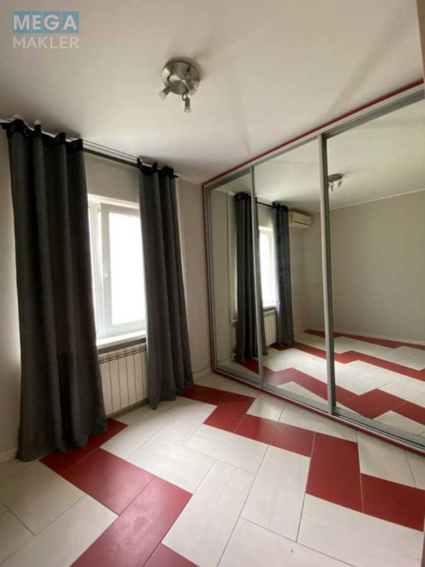 Оренда окремої будівлі/побудови, 35&nbsp;кв.м, <a class="location-link" href="/kiev/" title="Недвижимость Київ">Київ</a>, <a class="location-link" href="/kiev/obolonskij/" title="Недвижимость Оболонский район">Оболонский р-н</a>, Михайла Драгоманова вул., 23 (изображение 12)