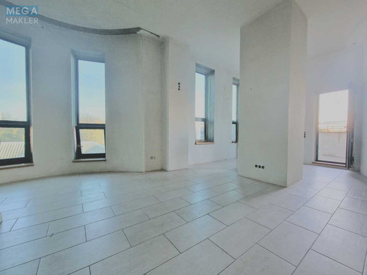 Продаж дома, 4&nbsp;поверху, 1&nbsp;500&nbsp;кв.м, 10&nbsp;кімнат, ділянка 15&nbsp;соток, <a class="location-link" href="/kiev/" title="Недвижимость Київ">Київ</a>, <a class="location-link" href="/kiev/shevchenkovskij/" title="Недвижимость Шевченківський район">Шевченківський р-н</a>, Невская ул. (изображение 11)