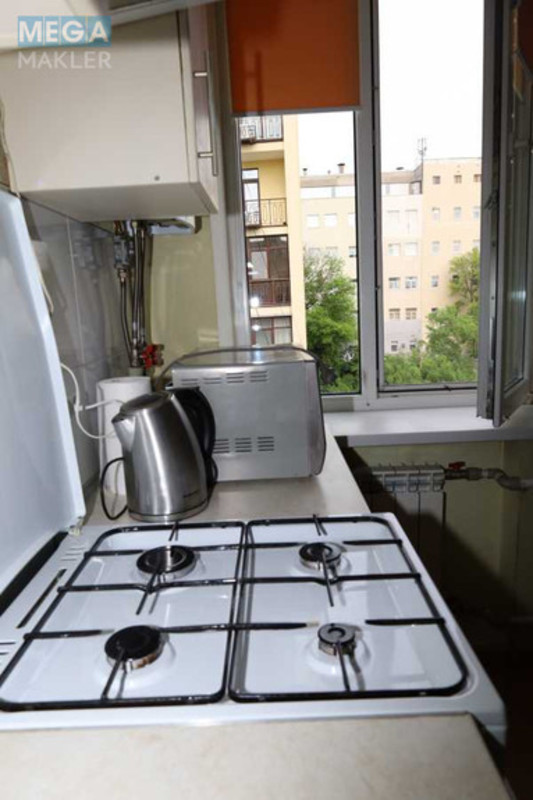 Оренда 2 кімнатної квартири, <a class="location-link" href="/kiev/" title="Недвижимость Київ">Київ</a>, <a class="location-link" href="/kiev/shevchenkovskij/" title="Недвижимость Шевченківський район">Шевченківський р-н</a>, Гоголівська вул., 11/39 (изображение 4)