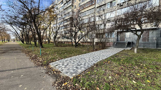 Оренда комерційної нерухомості, 52&nbsp;кв.м, под офис, <a class="location-link" href="/kiev/" title="Недвижимость Київ">Київ</a>, <a class="location-link" href="/kiev/desnyanskij/" title="Недвижимость Деснянський район">Деснянський р-н</a>, Николая Закревского ул., 27/2 (изображение 14)