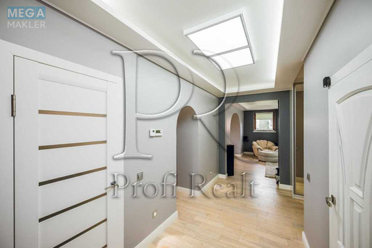 Продаж дома, 3&nbsp;поверху, 290&nbsp;кв.м, 7&nbsp;кімнат, ділянка 15&nbsp;соток, <a class="location-link" href="/hotov/" title="Недвижимость Хотів">Хотів</a>, Травнева вулиця (изображение 5)