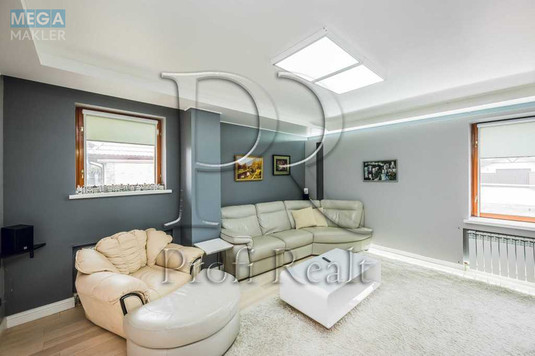 Продаж дома, 3&nbsp;поверху, 290&nbsp;кв.м, 7&nbsp;кімнат, ділянка 15&nbsp;соток, <a class="location-link" href="/hotov/" title="Недвижимость Хотів">Хотів</a>, Травнева вулиця (изображение 6)