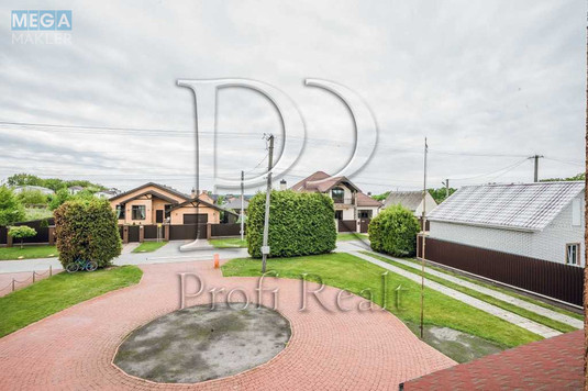 Продаж дома, 3&nbsp;поверху, 290&nbsp;кв.м, 7&nbsp;кімнат, ділянка 15&nbsp;соток, <a class="location-link" href="/hotov/" title="Недвижимость Хотів">Хотів</a>, Травнева вулиця (изображение 18)