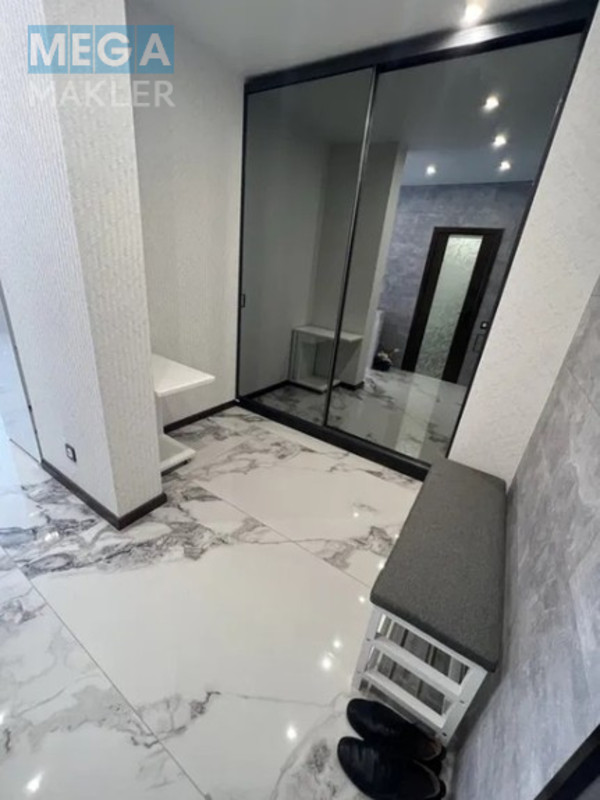 Оренда 2 кімнатної квартири, люкс, <a class="location-link" href="/kiev/" title="Недвижимость Київ">Київ</a>, <a class="location-link" href="/kiev/dneprovskij/" title="Недвижимость Дніпровський район">Дніпровський р-н</a>, ЖК Русанівська Гавань ( <img src="https://megamakler.com.ua/metro/ff0000.gif" alt="" class="metro" /> м. Левобережная, 15 хв. ) (изображение 8)