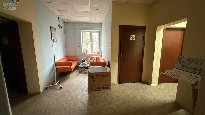 Продаж комерційної нерухомості, 1&nbsp;235&nbsp;кв.м, под офис, <a class="location-link" href="/kiev/" title="Недвижимость Київ">Київ</a>, <a class="location-link" href="/kiev/shevchenkovskij/" title="Недвижимость Шевченківський район">Шевченківський р-н</a>, Льва Толстого вул., 63 (изображение 6)