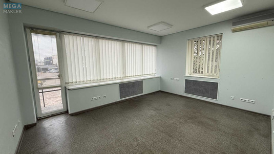 Продаж комерційної нерухомості, 1&nbsp;235&nbsp;кв.м, под офис, <a class="location-link" href="/kiev/" title="Недвижимость Київ">Київ</a>, <a class="location-link" href="/kiev/shevchenkovskij/" title="Недвижимость Шевченківський район">Шевченківський р-н</a>, Льва Толстого вул., 63 (изображение 7)