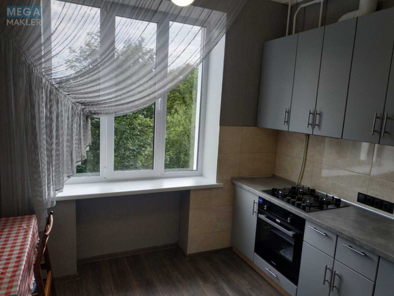 Оренда 2 кімнатної квартири, <a class="location-link" href="/kiev/" title="Недвижимость Київ">Київ</a>, <a class="location-link" href="/kiev/svyatoshinskij/" title="Недвижимость Святошинський район">Святошинський р-н</a>, Верховинна вул., 39 (изображение 3)