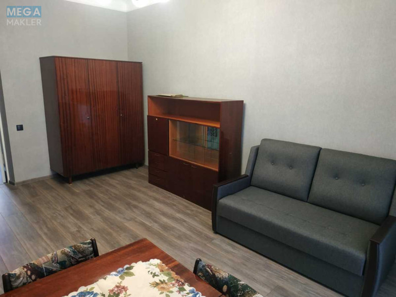 Оренда 2 кімнатної квартири, <a class="location-link" href="/kiev/" title="Недвижимость Київ">Київ</a>, <a class="location-link" href="/kiev/svyatoshinskij/" title="Недвижимость Святошинський район">Святошинський р-н</a>, Верховинна вул., 39 (изображение 18)