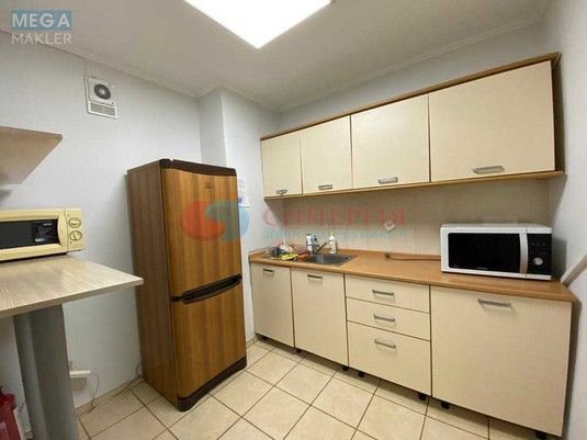 Оренда комерційної нерухомості, 360&nbsp;кв.м, под офис, <a class="location-link" href="/kiev/" title="Недвижимость Київ">Київ</a>, <a class="location-link" href="/kiev/pecherskij/" title="Недвижимость Печерський район">Печерський р-н</a>, Костя Гордієнка пров., 2а (изображение 14)