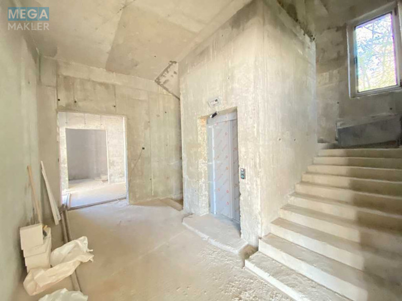 Оренда окремої будівлі/побудови, 350&nbsp;кв.м, <a class="location-link" href="/kiev/" title="Недвижимость Київ">Київ</a>, <a class="location-link" href="/kiev/solomenskij/" title="Недвижимость Солом'янський район">Солом'янський р-н</a>, Протасів Яр вул., 10 (изображение 9)