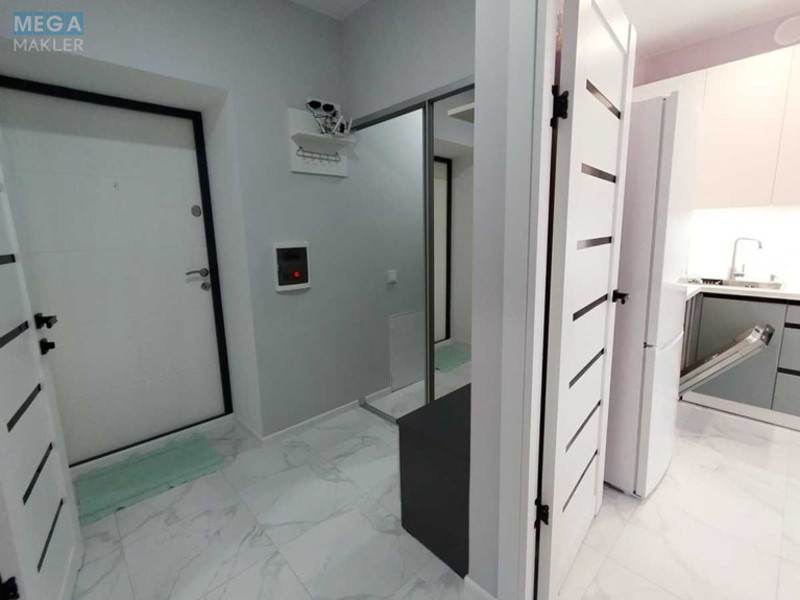 Продаж 1 кімнатної квартири (38/12/16), 9 пов. 10 пов. будинку, <a class="location-link" href="/irpen/" title="Недвижимость Ірпінь">Ірпінь</a>, Сингаевского, 8К (изображение 20)