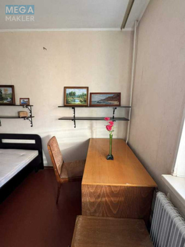 Оренда 3 кімнатної квартири, <a class="location-link" href="/kiev/" title="Недвижимость Київ">Київ</a>, <a class="location-link" href="/kiev/darnickij/" title="Недвижимость Дарницький район">Дарницький р-н</a>, Ларисы Руденко ул., 15/14 (изображение 3)