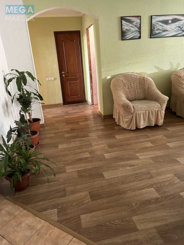 Продаж 3 кімнатної квартири (72/41/9), 10 пов. 10 пов. будинку, <a class="location-link" href="/brovary/" title="Недвижимость Бровари">Бровари</a>, <a class="location-link" href="/brovary/obolonskij/" title="Недвижимость Оболонский район">Оболонский р-н</a>, Олімпійська, 10 (изображение 7)