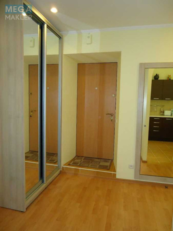 Оренда 1 кімнатної квартири, <a class="location-link" href="/kiev/" title="Недвижимость Київ">Київ</a>, <a class="location-link" href="/kiev/shevchenkovskij/" title="Недвижимость Шевченківський район">Шевченківський р-н</a>, Мала Житомирська вул., 18 (изображение 8)