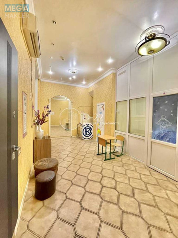 Продаж 4 кімнатної квартири (146/?/10), 1 пов. 5 пов. будинку, <a class="location-link" href="/kiev/" title="Недвижимость Київ">Київ</a>, <a class="location-link" href="/kiev/pecherskij/" title="Недвижимость Печерський район">Печерський р-н</a>, Миколи Міхновського бульвар, 13 (изображение 3)