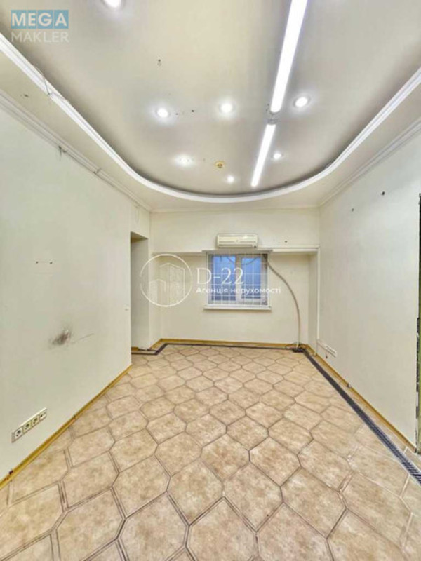 Продаж 4 кімнатної квартири (146/?/10), 1 пов. 5 пов. будинку, <a class="location-link" href="/kiev/" title="Недвижимость Київ">Київ</a>, <a class="location-link" href="/kiev/pecherskij/" title="Недвижимость Печерський район">Печерський р-н</a>, Миколи Міхновського бульвар, 13 (изображение 9)