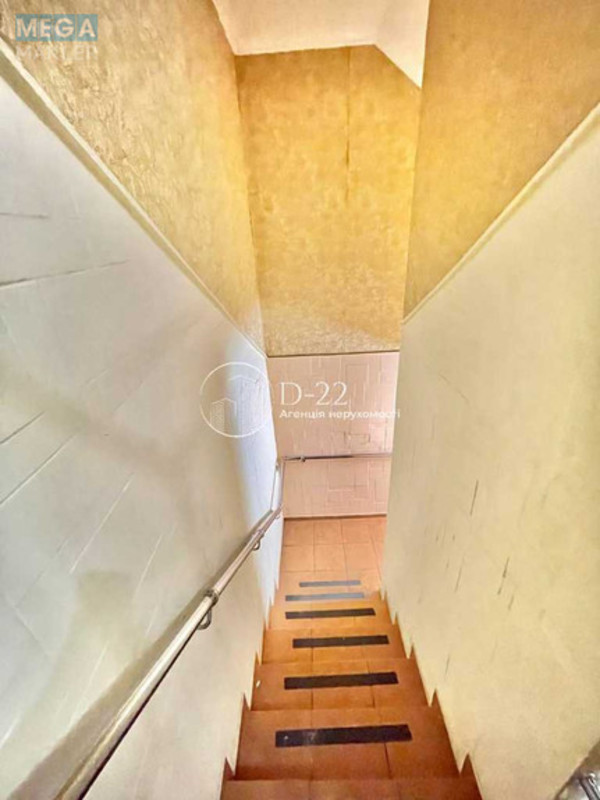 Продаж 4 кімнатної квартири (146/?/10), 1 пов. 5 пов. будинку, <a class="location-link" href="/kiev/" title="Недвижимость Київ">Київ</a>, <a class="location-link" href="/kiev/pecherskij/" title="Недвижимость Печерський район">Печерський р-н</a>, Миколи Міхновського бульвар, 13 (изображение 16)