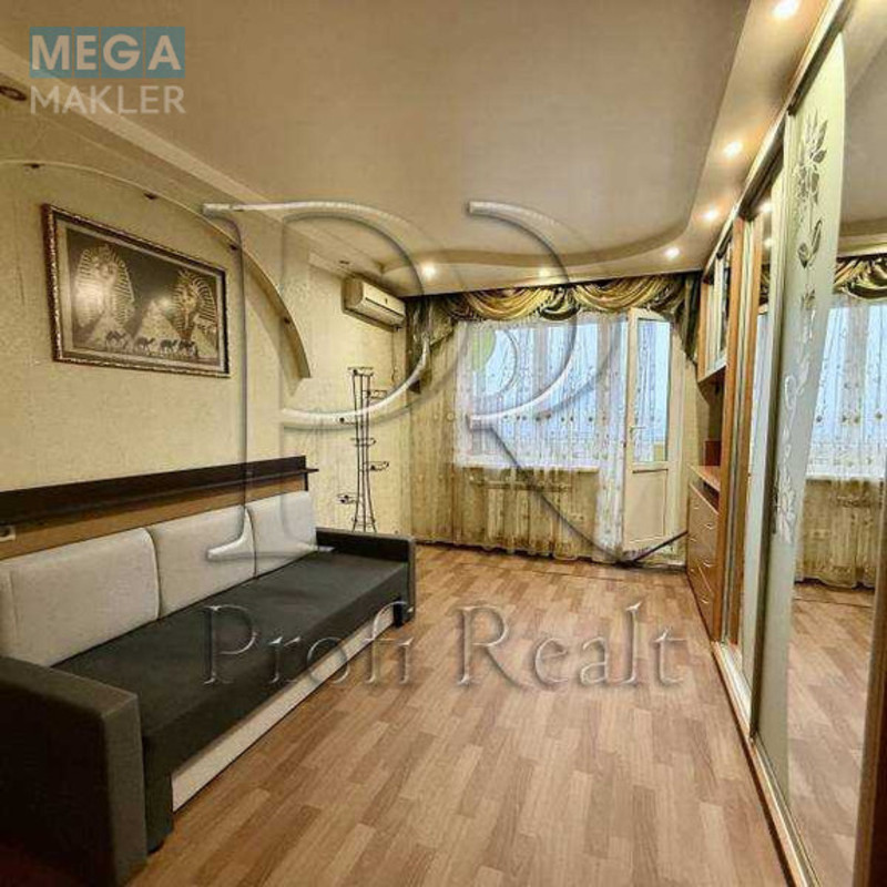 Продаж 2 кімнатної квартири (52/31/8), 9 пов. 9 пов. будинку, <a class="location-link" href="/kiev/" title="Недвижимость Київ">Київ</a>, <a class="location-link" href="/kiev/podolskij/" title="Недвижимость Подільський район">Подільський р-н</a>, Свободи проспект, 15/1 (изображение 2)