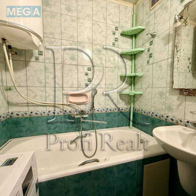 Продаж 2 кімнатної квартири (52/31/8), 9 пов. 9 пов. будинку, <a class="location-link" href="/kiev/" title="Недвижимость Київ">Київ</a>, <a class="location-link" href="/kiev/podolskij/" title="Недвижимость Подільський район">Подільський р-н</a>, Свободи проспект, 15/1 (изображение 9)