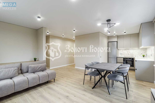 Продаж 1 кімнатної квартири (61,2/17/23), 2 пов. 4 пов. будинку, <a class="location-link" href="/kiev/" title="Недвижимость Київ">Київ</a>, <a class="location-link" href="/kiev/solomenskij/" title="Недвижимость Солом'янський район">Солом'янський р-н</a>, Вишнева вул., 2 (изображение 3)