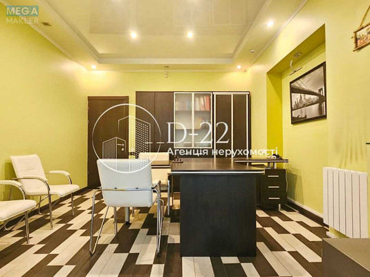 Оренда комерційної нерухомості, 50&nbsp;кв.м, под офис, <a class="location-link" href="/kiev/" title="Недвижимость Київ">Київ</a>, <a class="location-link" href="/kiev/shevchenkovskij/" title="Недвижимость Шевченківський район">Шевченківський р-н</a>, Богдана Хмельницького вул., 68 (изображение 2)