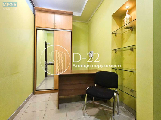 Оренда комерційної нерухомості, 50&nbsp;кв.м, под офис, <a class="location-link" href="/kiev/" title="Недвижимость Київ">Київ</a>, <a class="location-link" href="/kiev/shevchenkovskij/" title="Недвижимость Шевченківський район">Шевченківський р-н</a>, Богдана Хмельницького вул., 68 (изображение 8)