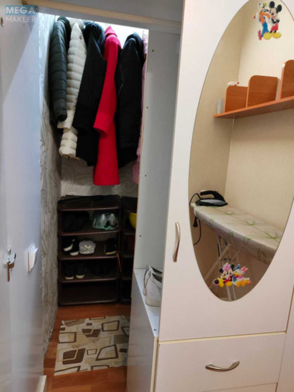 Оренда кімнати (підселення), <a class="location-link" href="/kiev/" title="Недвижимость Київ">Київ</a>, <a class="location-link" href="/kiev/darnickij/" title="Недвижимость Дарницький район">Дарницький р-н</a>, Анни Ахматової вул., 37 (изображение 18)