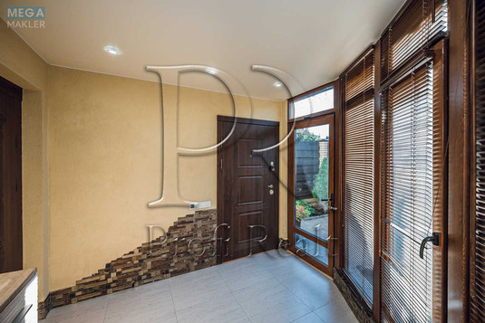 Продаж дома, 2&nbsp;поверху, 133&nbsp;кв.м, 5&nbsp;кімнат, ділянка 6&nbsp;соток, <a class="location-link" href="/petropavlovskaya-borshagovka/" title="Недвижимость Петропавлівська Борщагівка">Петропавлівська Борщагівка</a>, Макарівська вулиця (изображение 16)