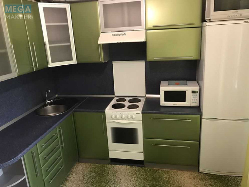 Оренда 1 кімнатної квартири, <a class="location-link" href="/kiev/" title="Недвижимость Київ">Київ</a>, <a class="location-link" href="/kiev/goloseevskij/" title="Недвижимость Голосіївський район">Голосіївський р-н</a>, Михайла Ломоносова вул., 83А (изображение 2)