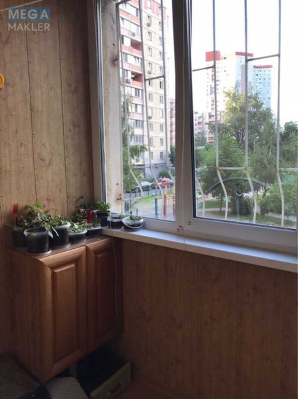 Оренда 1 кімнатної квартири, <a class="location-link" href="/kiev/" title="Недвижимость Київ">Київ</a>, <a class="location-link" href="/kiev/goloseevskij/" title="Недвижимость Голосіївський район">Голосіївський р-н</a>, Михайла Ломоносова вул., 83А (изображение 10)