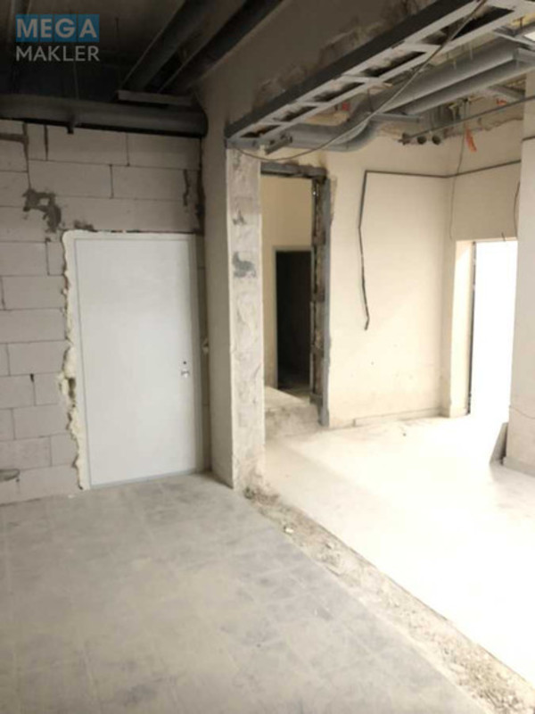 Оренда окремої будівлі/побудови, 600&nbsp;кв.м, <a class="location-link" href="/kiev/" title="Недвижимость Київ">Київ</a>, <a class="location-link" href="/kiev/darnickij/" title="Недвижимость Дарницький район">Дарницький р-н</a>, Миколи Бажана просп., 17 (изображение 4)