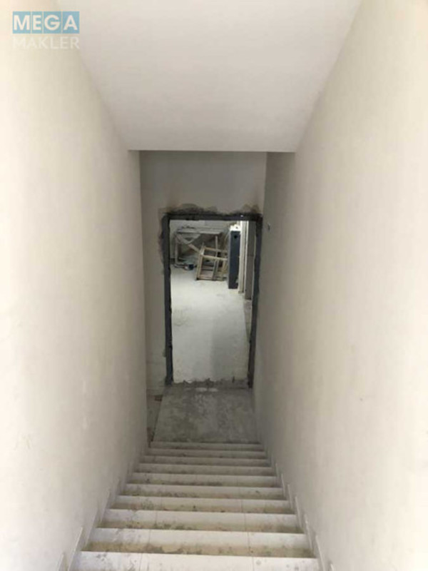 Оренда окремої будівлі/побудови, 600&nbsp;кв.м, <a class="location-link" href="/kiev/" title="Недвижимость Київ">Київ</a>, <a class="location-link" href="/kiev/darnickij/" title="Недвижимость Дарницький район">Дарницький р-н</a>, Миколи Бажана просп., 17 (изображение 7)