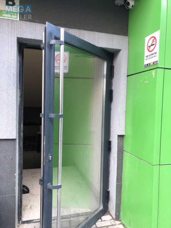 Оренда окремої будівлі/побудови, 600&nbsp;кв.м, <a class="location-link" href="/kiev/" title="Недвижимость Київ">Київ</a>, <a class="location-link" href="/kiev/darnickij/" title="Недвижимость Дарницький район">Дарницький р-н</a>, Миколи Бажана просп., 17 (изображение 8)