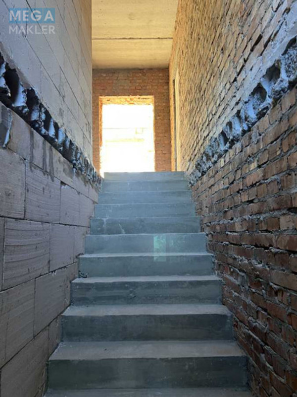 Продаж дома, 2&nbsp;поверху, 128&nbsp;кв.м, 4&nbsp;кімнати, ділянка 5&nbsp;соток, <a class="location-link" href="/vorzel/" title="Недвижимость Ворзель">Ворзель</a>, Молодіжна (изображение 10)