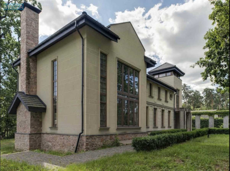 Продаж дома, 2&nbsp;поверху, 600&nbsp;кв.м, 10&nbsp;кімнат, ділянка 16&nbsp;соток, <a class="location-link" href="/bucha/" title="Недвижимость Буча">Буча</a>, Тургенева (изображение 3)