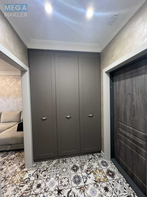 Продаж 1 кімнатної квартири (43/15/15), 1 пов. 12 пов. будинку, <a class="location-link" href="/kiev/" title="Недвижимость Київ">Київ</a>, <a class="location-link" href="/kiev/podolskij/" title="Недвижимость Подільський район">Подільський р-н</a>, Вишгородська вул., 45 (изображение 5)