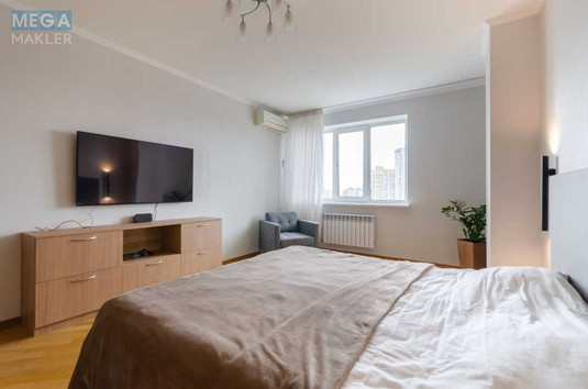 Оренда 2 кімнатної квартири, <a class="location-link" href="/kiev/" title="Недвижимость Київ">Київ</a>, <a class="location-link" href="/kiev/dneprovskij/" title="Недвижимость Дніпровський район">Дніпровський р-н</a>, Юрія Шумського вул., 1А (изображение 2)