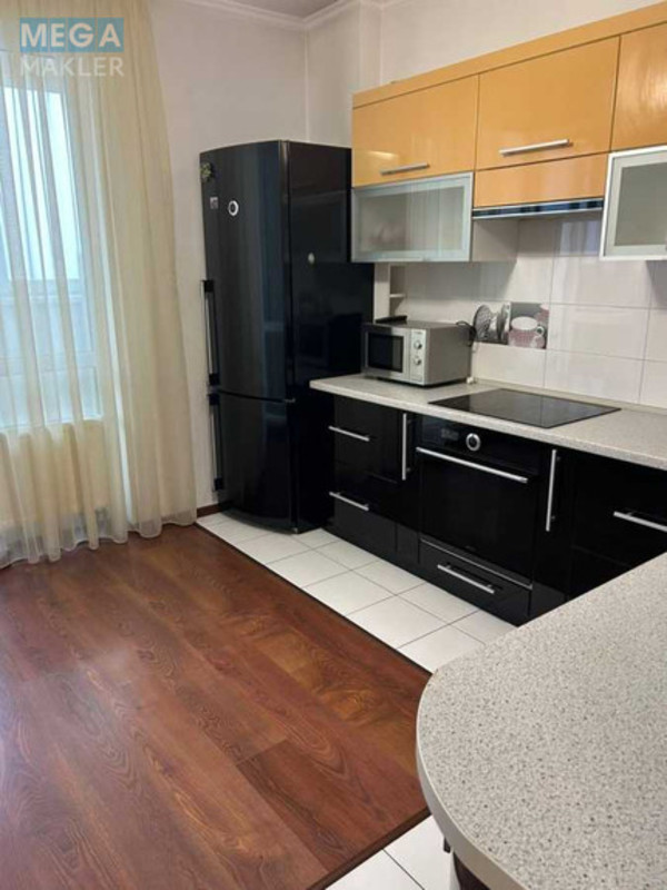 Оренда 2 кімнатної квартири, <a class="location-link" href="/kiev/" title="Недвижимость Київ">Київ</a>, <a class="location-link" href="/kiev/solomenskij/" title="Недвижимость Солом'янський район">Солом'янський р-н</a>, Любомира Гузара просп., 26 (изображение 5)