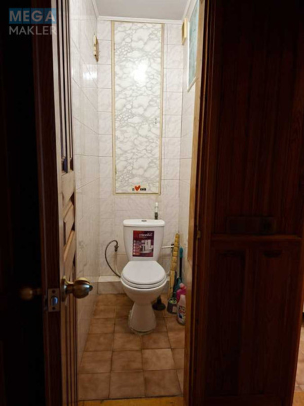 Оренда 2 кімнатної квартири, <a class="location-link" href="/kiev/" title="Недвижимость Київ">Київ</a>, <a class="location-link" href="/kiev/pecherskij/" title="Недвижимость Печерський район">Печерський р-н</a>, Лабораторный пер., 4 (изображение 7)