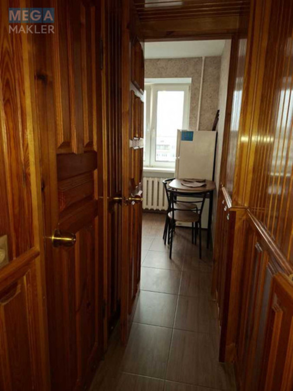 Оренда 2 кімнатної квартири, <a class="location-link" href="/kiev/" title="Недвижимость Київ">Київ</a>, <a class="location-link" href="/kiev/pecherskij/" title="Недвижимость Печерський район">Печерський р-н</a>, Лабораторный пер., 4 (изображение 11)