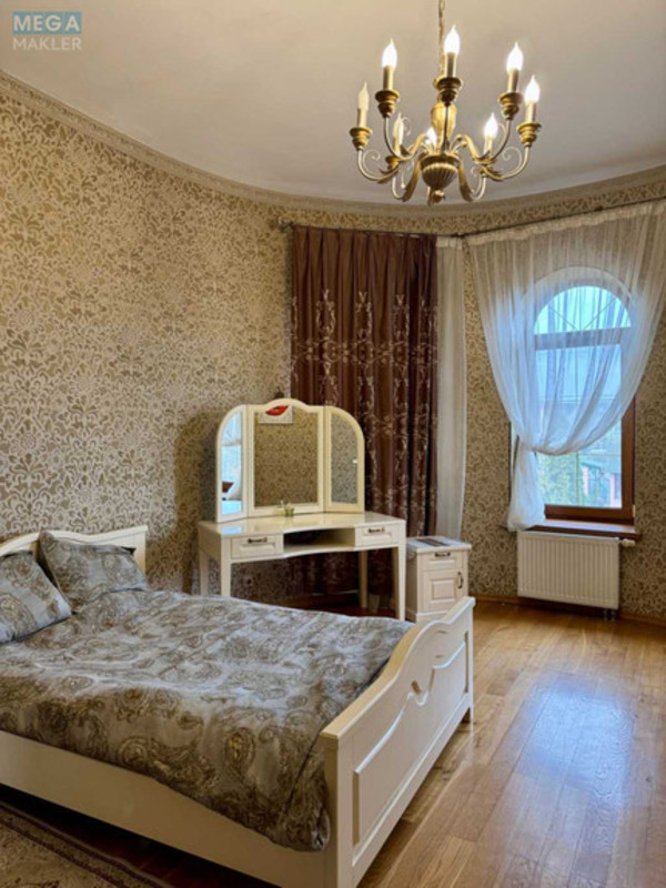 Продаж дома, 3&nbsp;поверху, 299&nbsp;кв.м, 5&nbsp;кімнат, ділянка 6&nbsp;соток, <a class="location-link" href="/kiev/" title="Недвижимость Київ">Київ</a>, <a class="location-link" href="/kiev/darnickij/" title="Недвижимость Дарницький район">Дарницький р-н</a>, 12-а Ентузіастів вул., 18 (изображение 4)