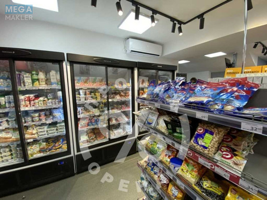 Продаж комерційної нерухомості, 155&nbsp;кв.м, под магазин, <a class="location-link" href="/kiev/" title="Недвижимость Київ">Київ</a>, <a class="location-link" href="/kiev/pecherskij/" title="Недвижимость Печерський район">Печерський р-н</a>, Велика Васильківська вул., 111/113 (изображение 14)