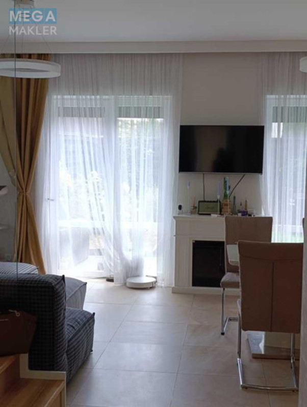 Продаж дома, 2&nbsp;поверху, 113&nbsp;кв.м, 3&nbsp;кімнати, ділянка 3&nbsp;сотки, <a class="location-link" href="/kiev/" title="Недвижимость Київ">Київ</a>, <a class="location-link" href="/kiev/solomenskij/" title="Недвижимость Солом'янський район">Солом'янський р-н</a>, Павла Потоцького вул., 85 (изображение 5)